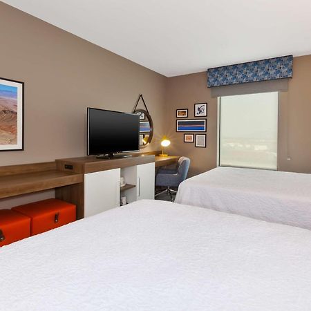 Hampton Inn & Suites Wells, Nv Buitenkant foto