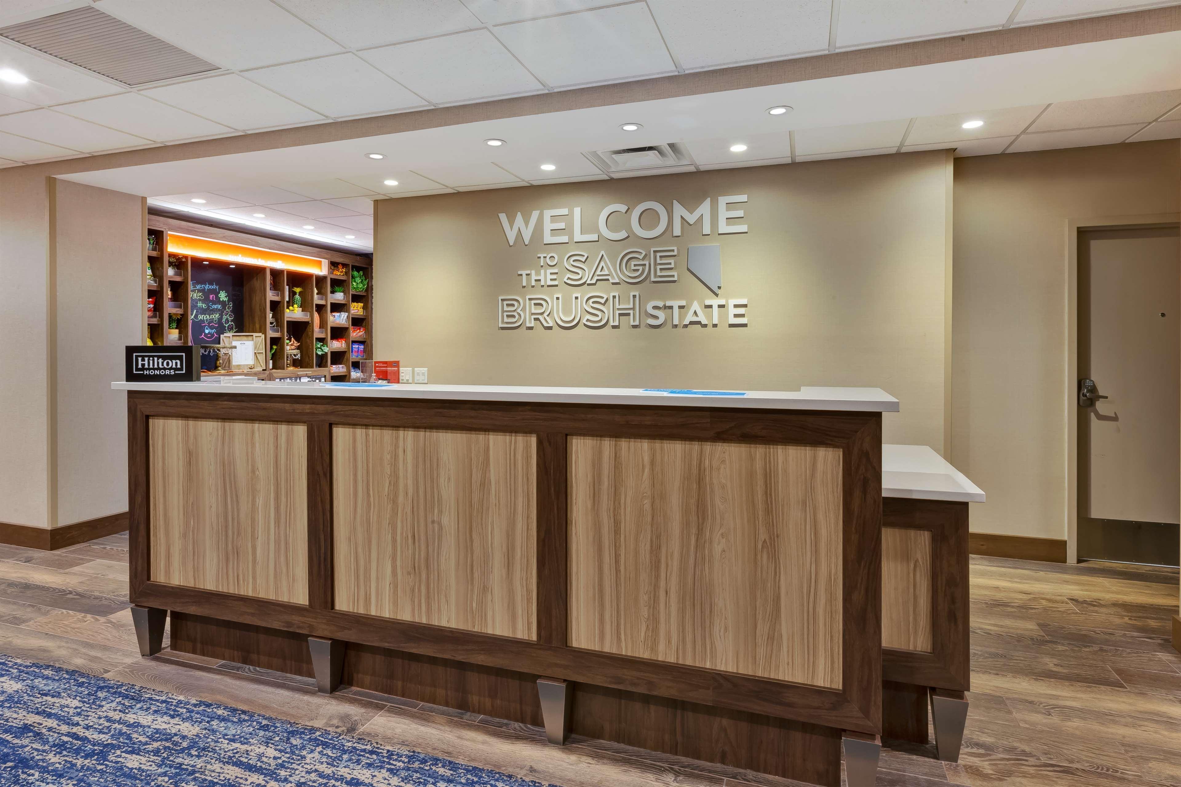 Hampton Inn & Suites Wells, Nv Buitenkant foto