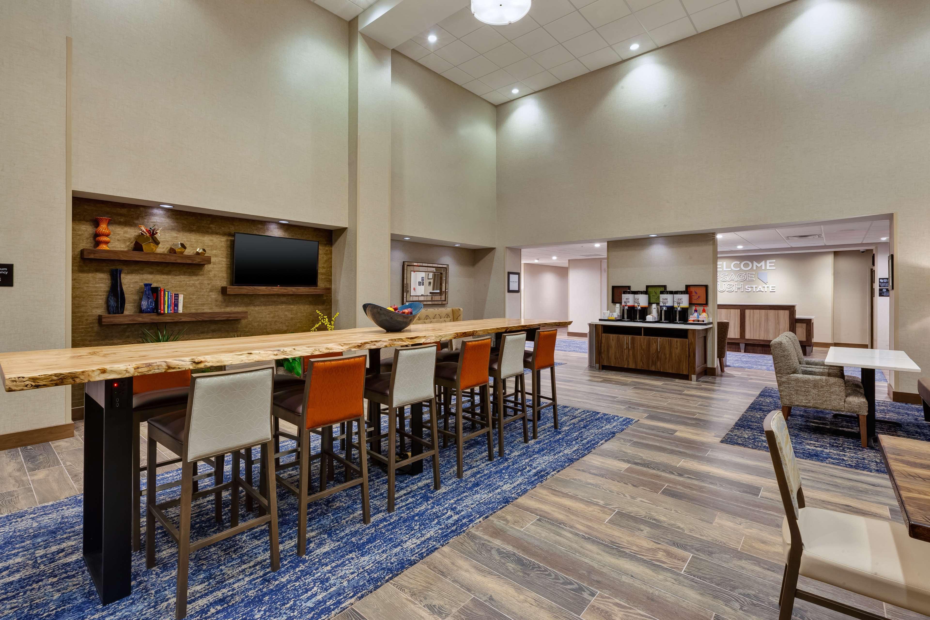 Hampton Inn & Suites Wells, Nv Buitenkant foto